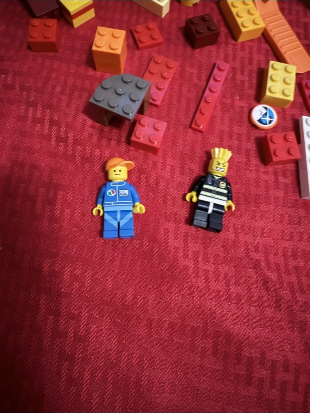 Lego mixed lot and 2 mini figures lot